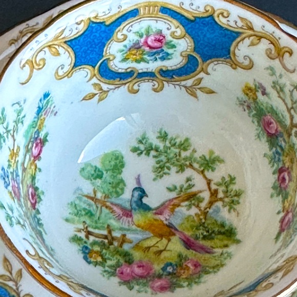 Foley English Bone China DEMITASSE Teacup Saucer ‘Broadway’ Bird Blue Scrolls - Picture 7 of 13